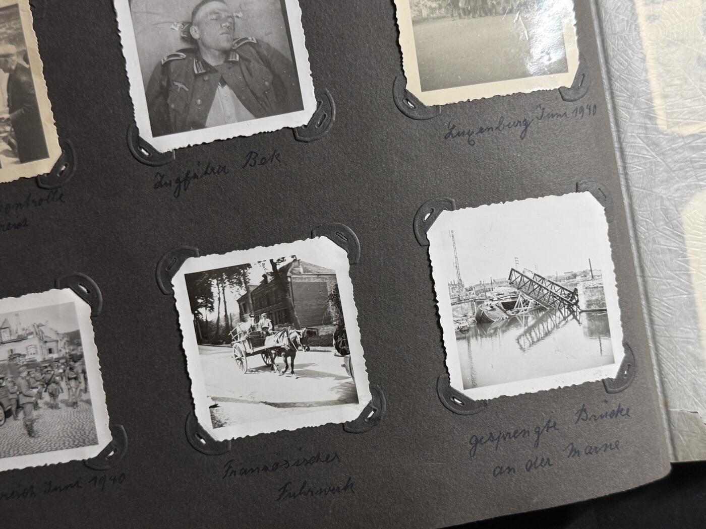 欢庆元旦！戎马世界章牌大赏第109期元旦大拍 铭记历史！德国二战老兵相册，照片约150张，记录了一个德国家庭的生活，包括婚姻、家庭、战争与城市废墟等内容，战前及法国战役相关照片（包括跨过马恩河）