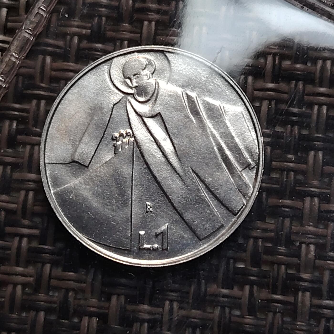 布加迪🐬～世界钱币(上海)🌾第 266 期 /  各国套币和散币