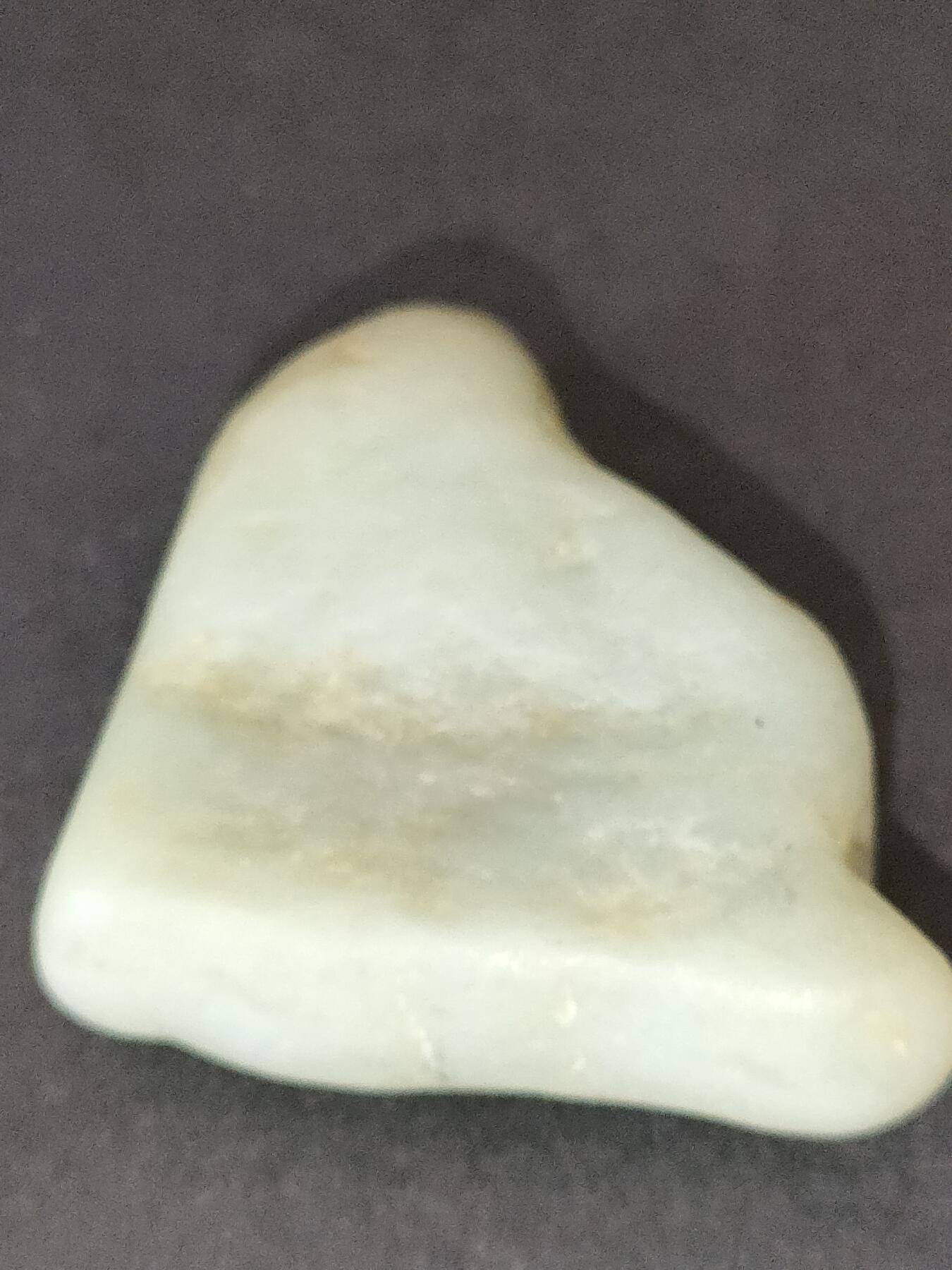 猩哥外币小铺➨【第212场】 和田玉原石21克