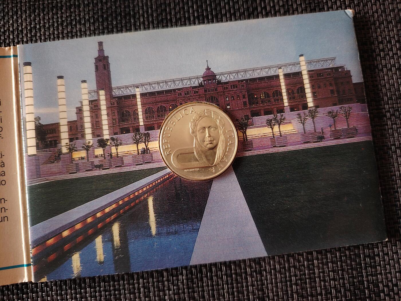 布加迪🐬～世界钱币(上海)🌾第 266 期 /  各国套币和散币