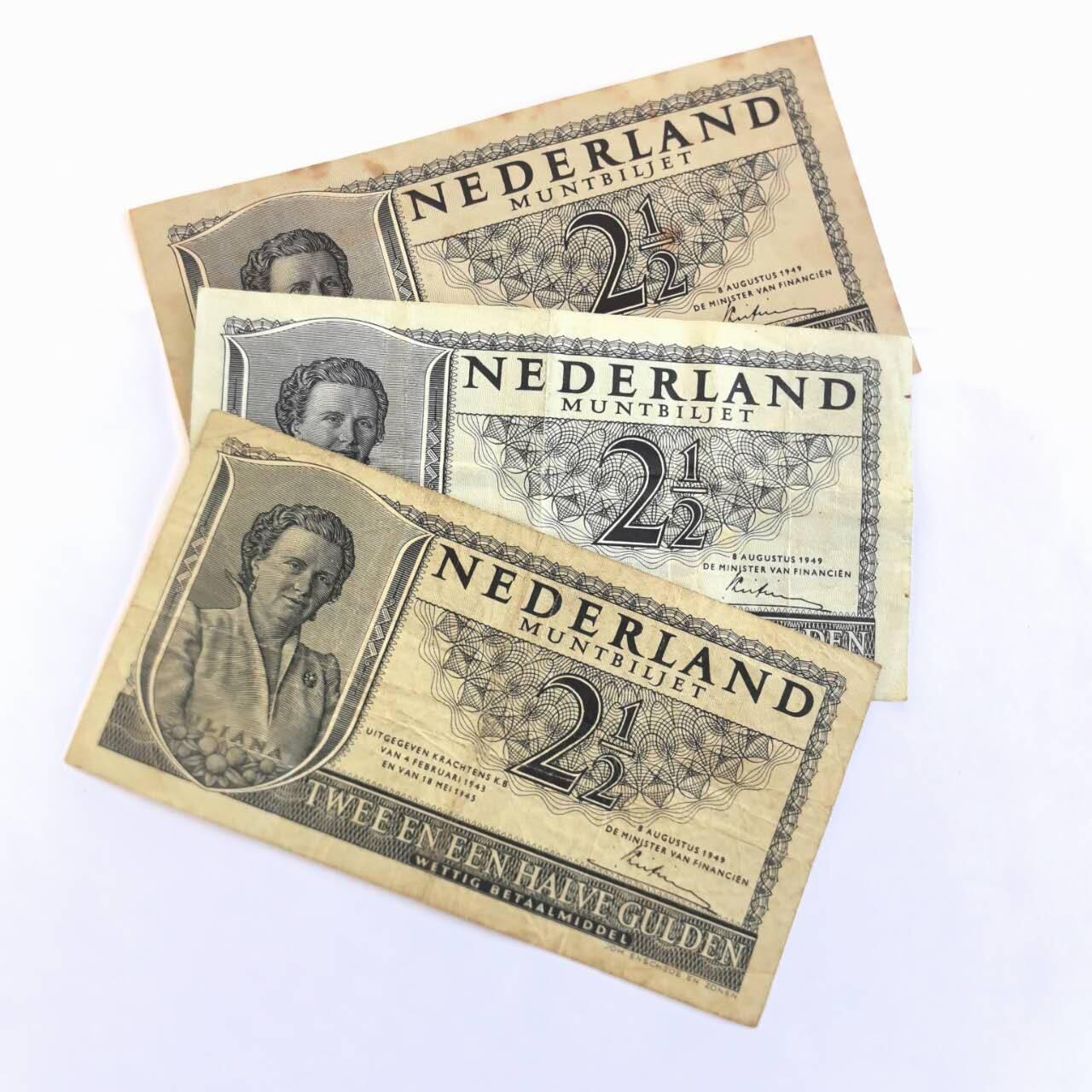 各国外币第104期 无佣金 荷兰2.5盾 1949年 3张