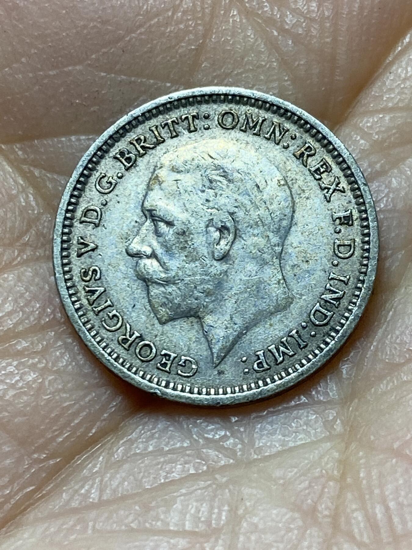 2025年第一百四十四场(总第一百七十场）品种丰富英国一线回流散币年末特拍场第一场(免佣金) 英国🇬🇧1935年3便士银币(乔治五世第四版，500银)