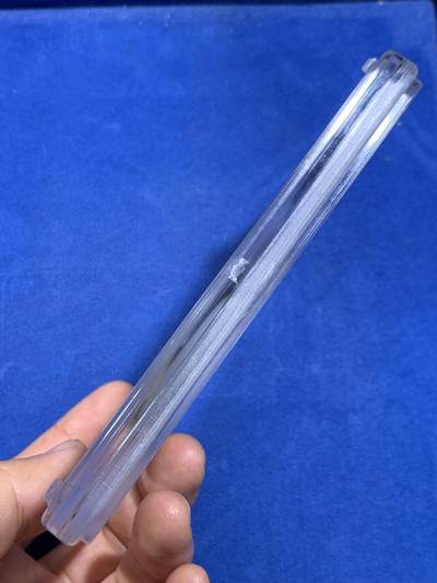 《竞宝斋》第449场 周日，周一，周二  3场连拍 （全场包邮，欢迎送拍） PCGS SP64 高分 阿根廷1910年百年独立共和国清凉女神大奖章。正面：清凉女神手托旗帜，手握锁链、头戴自由帽呐喊向前裸奔；背面：三女神像，鲜花、橄榄枝、书。PCGS加大盒装。