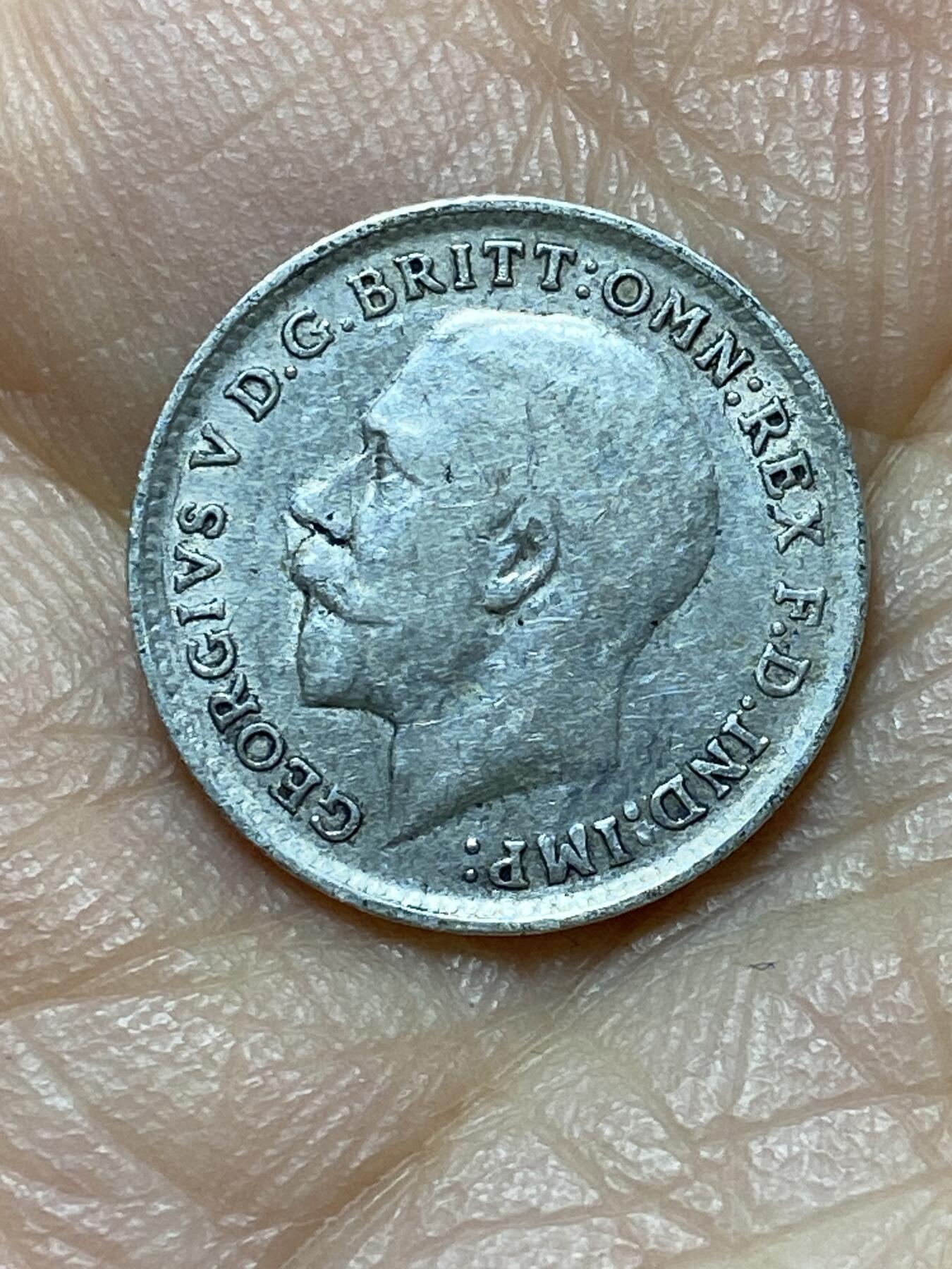 2025年第一百四十四场(总第一百七十场）品种丰富英国一线回流散币年末特拍场第一场(免佣金) 英国🇬🇧1916年3便士银币(乔治五世第一版，925高银)