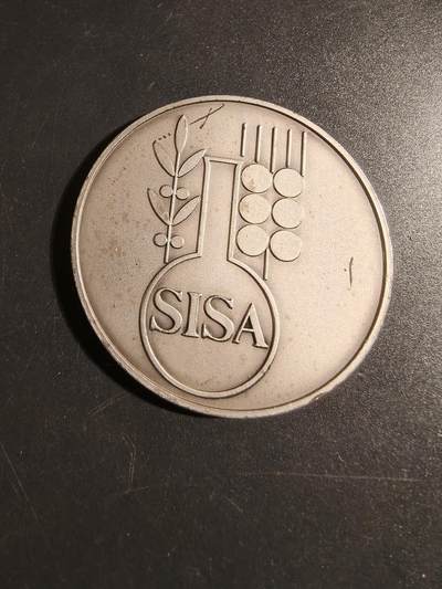 老王徽章第171期 - 意大利1968年全国战斗人员和退伍军人协会第一次全国代表大会银章      800银       直径50mm      重量49g 