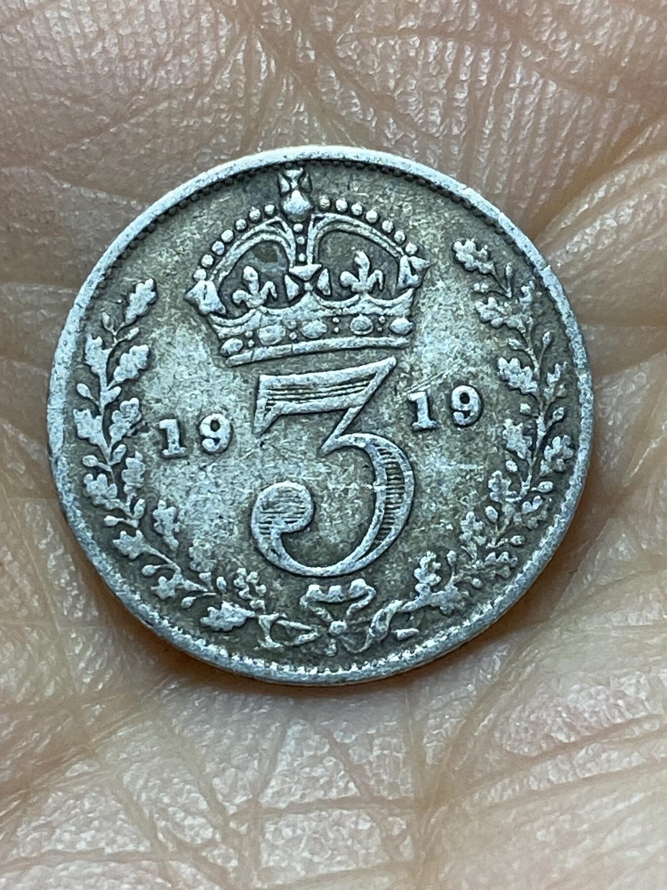 2025年第一百四十四场(总第一百七十场）品种丰富英国一线回流散币年末特拍场第一场(免佣金) 英国🇬🇧1919年3便士银币(乔治五世第一版，925高银)