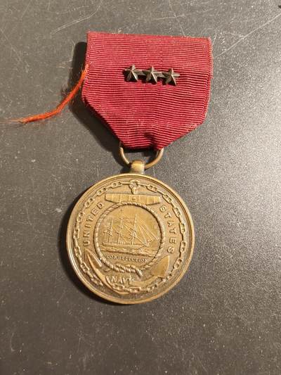 老王徽章第171期 - 美国海军品德优良奖章    三颗铜星勋饰