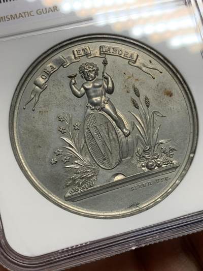 《竞宝斋》第449场 周日，周一，周二  3场连拍 （全场包邮，欢迎送拍） NGC UNC 瑞士 1865年 韦威葡萄酒节 锌章 小胖孩细节细腻 保存的非常好