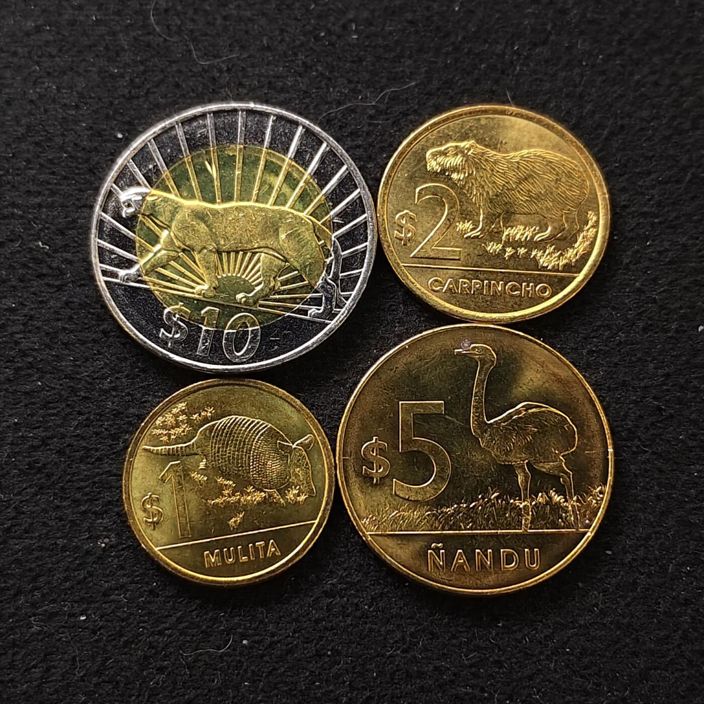 【全场包邮】纯粹捡漏拍488场（免费代拍第25场） 乌拉圭2012-2015年4枚套币