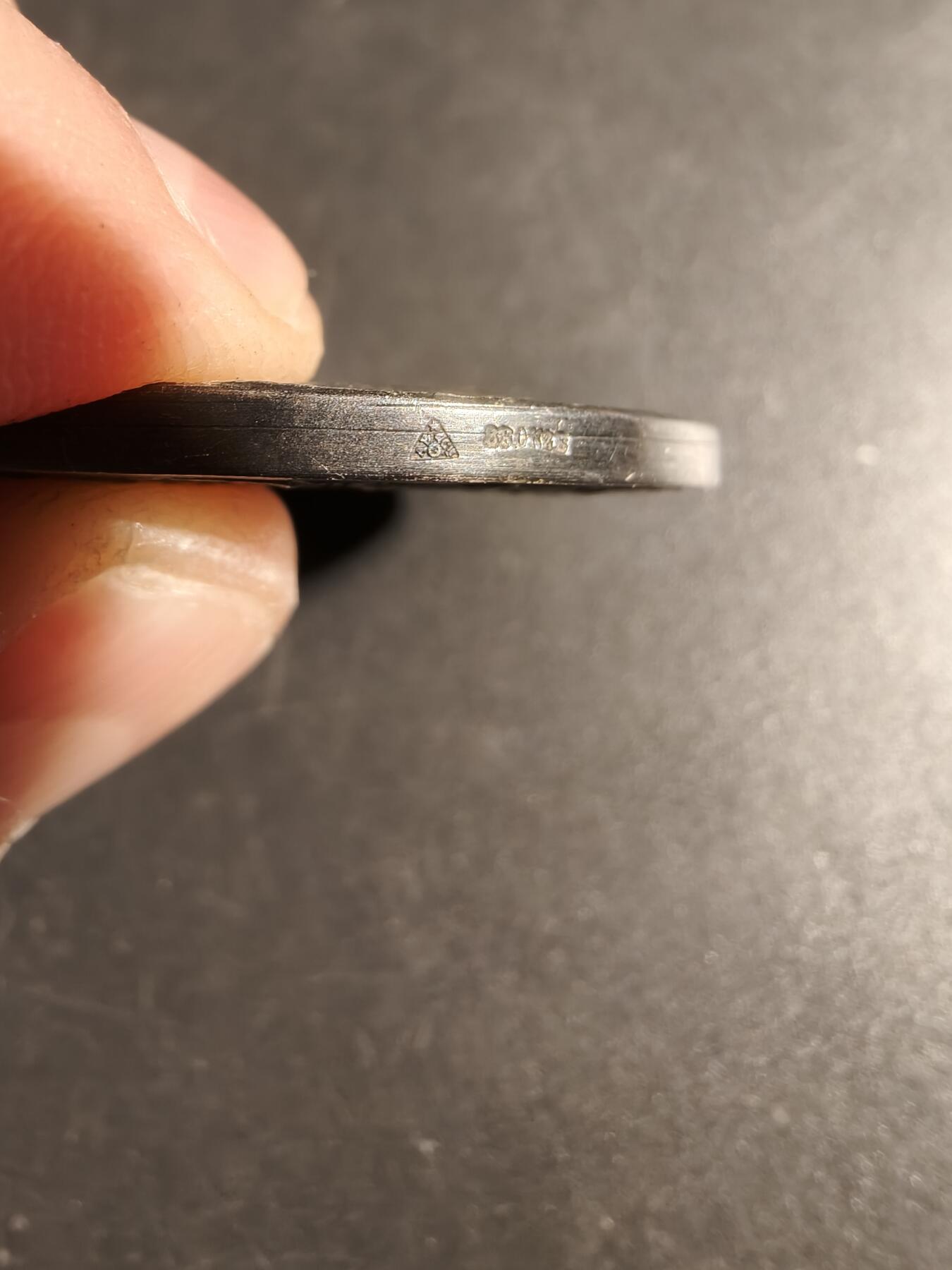 老王徽章第171期 法国公鸡头玛丽安娜镀银大铜章     大师波特作品     直径46mm     重量42.3g