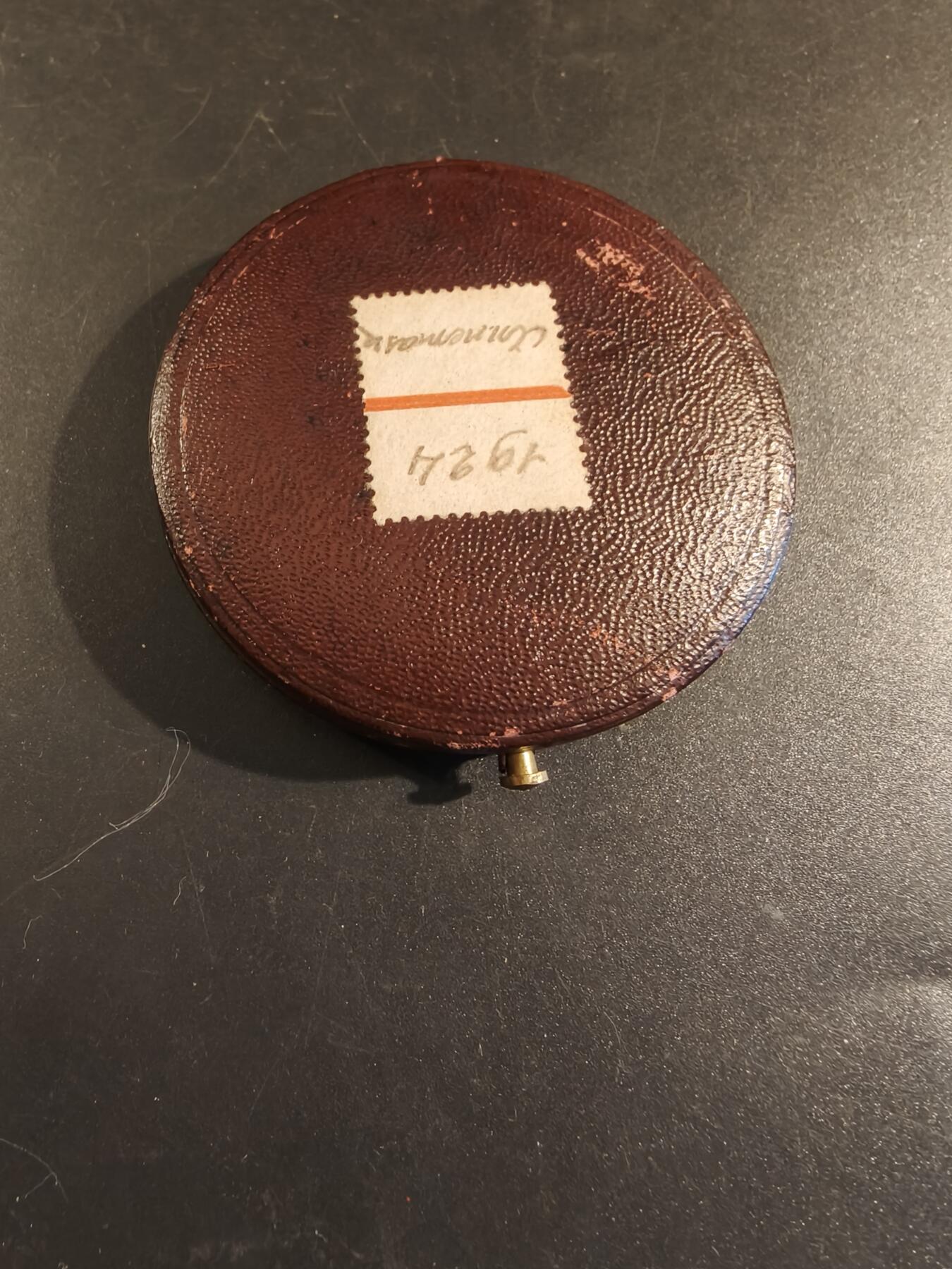 老王徽章第171期 法国上萨瓦省阿讷马斯农业商会大铜章        原盒      播种者     直径50mm     重量60g