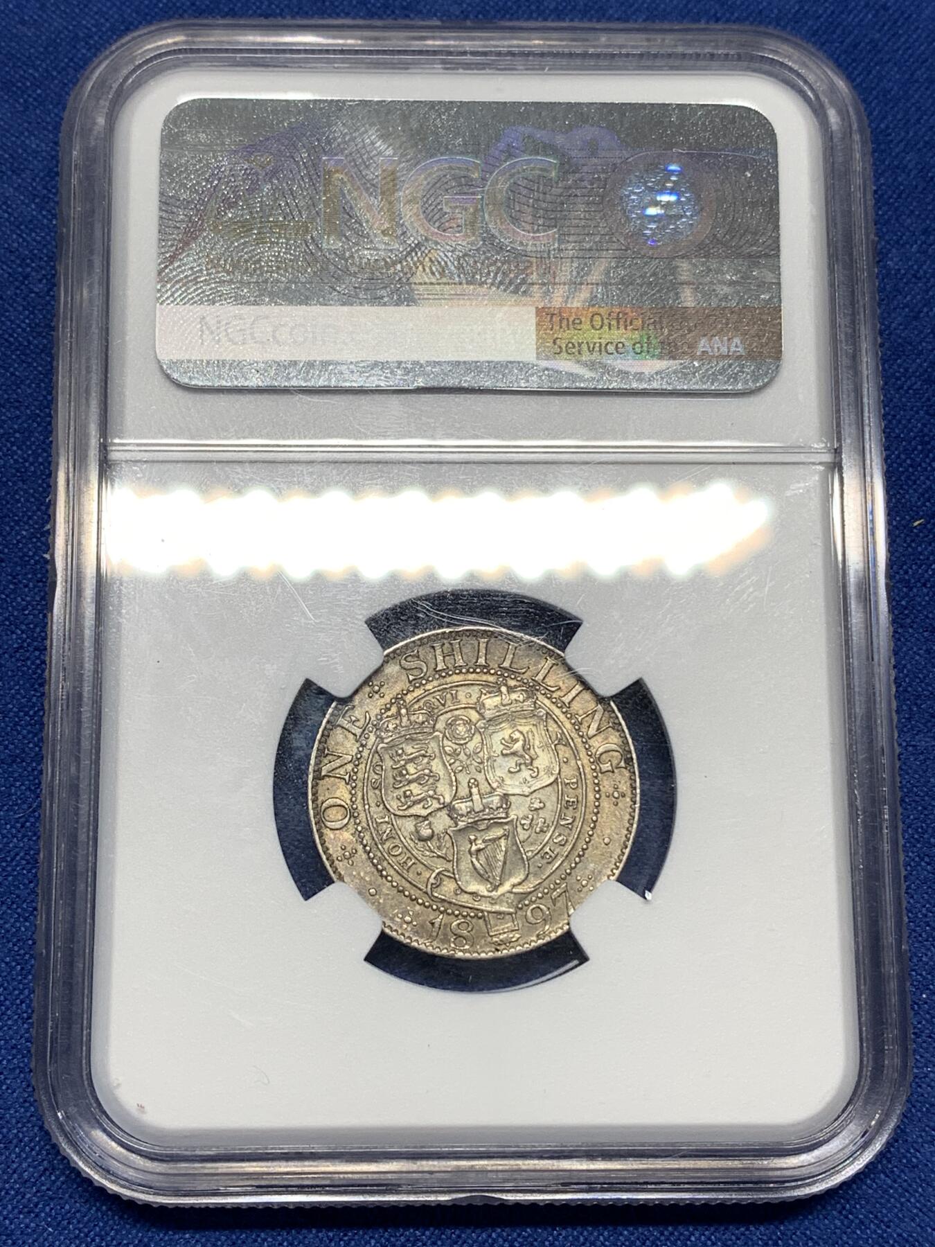 《竞宝斋》第449场 周日，周一，周二  3场连拍 （全场包邮，欢迎送拍） NGC AU55  英国1897年 维多利亚披纱1先令银币