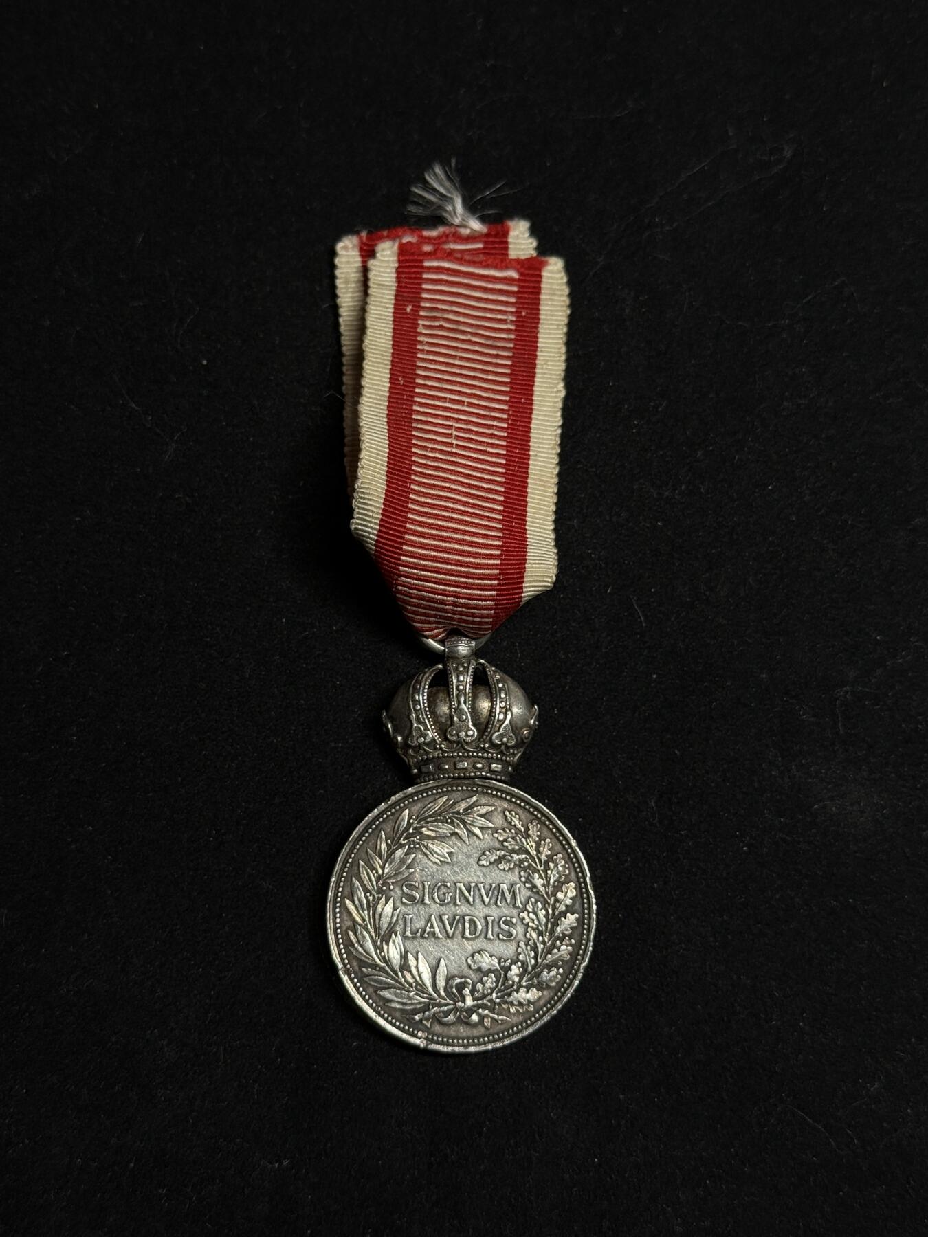 欢庆元旦！戎马世界章牌大赏第109期元旦大拍 奥匈帝国银级军事功绩奖章，银制，外授无十字架版，1890年设立，授予军事行动中表现突出的军官