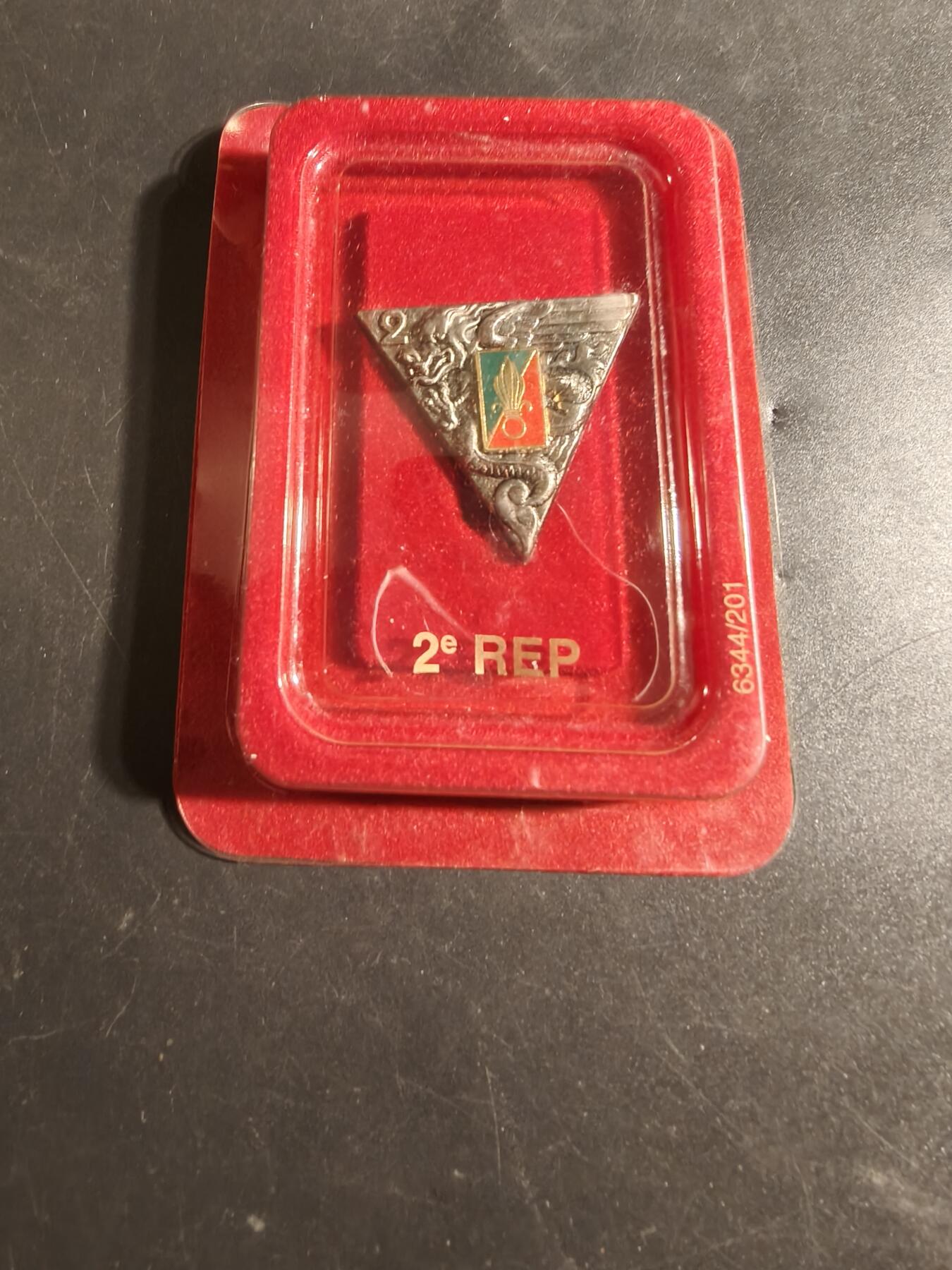 老王徽章第171期 法国外籍军团第2伞降团证章    原盒