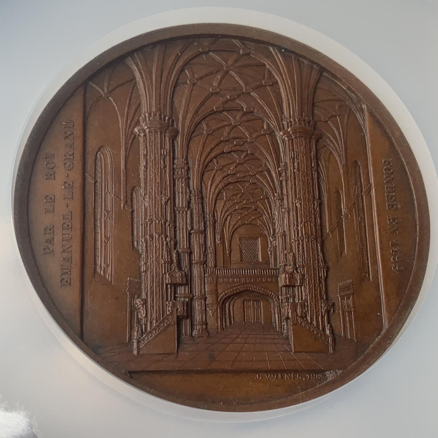 掌中浮雕-藏着的欧洲第047场 NGC MS63 : 1867年葡萄牙贝伦修道院铜章，59mm，大师维纳作品