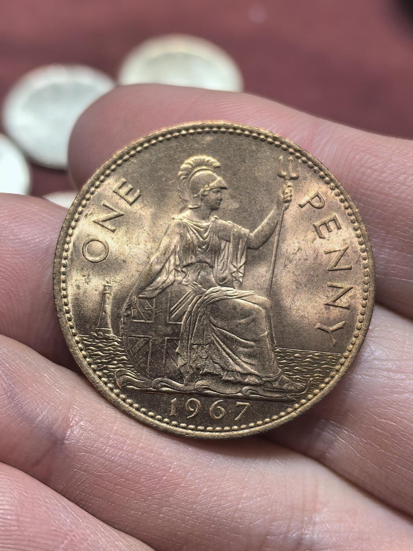 南宋泉阁俄币 外币 国币 专场第二十期 【送拍无额外佣金】 英国 1967年 伊丽莎白二世1便士 卷拆品相 未流通 双面转光 极品