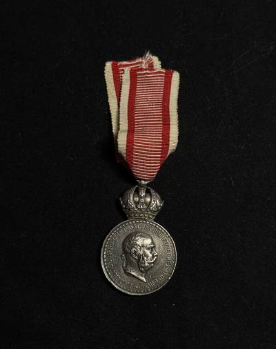 欢庆元旦！戎马世界章牌大赏第109期元旦大拍 - 奥匈帝国银级军事功绩奖章，银制，外授无十字架版，1890年设立，授予军事行动中表现突出的军官