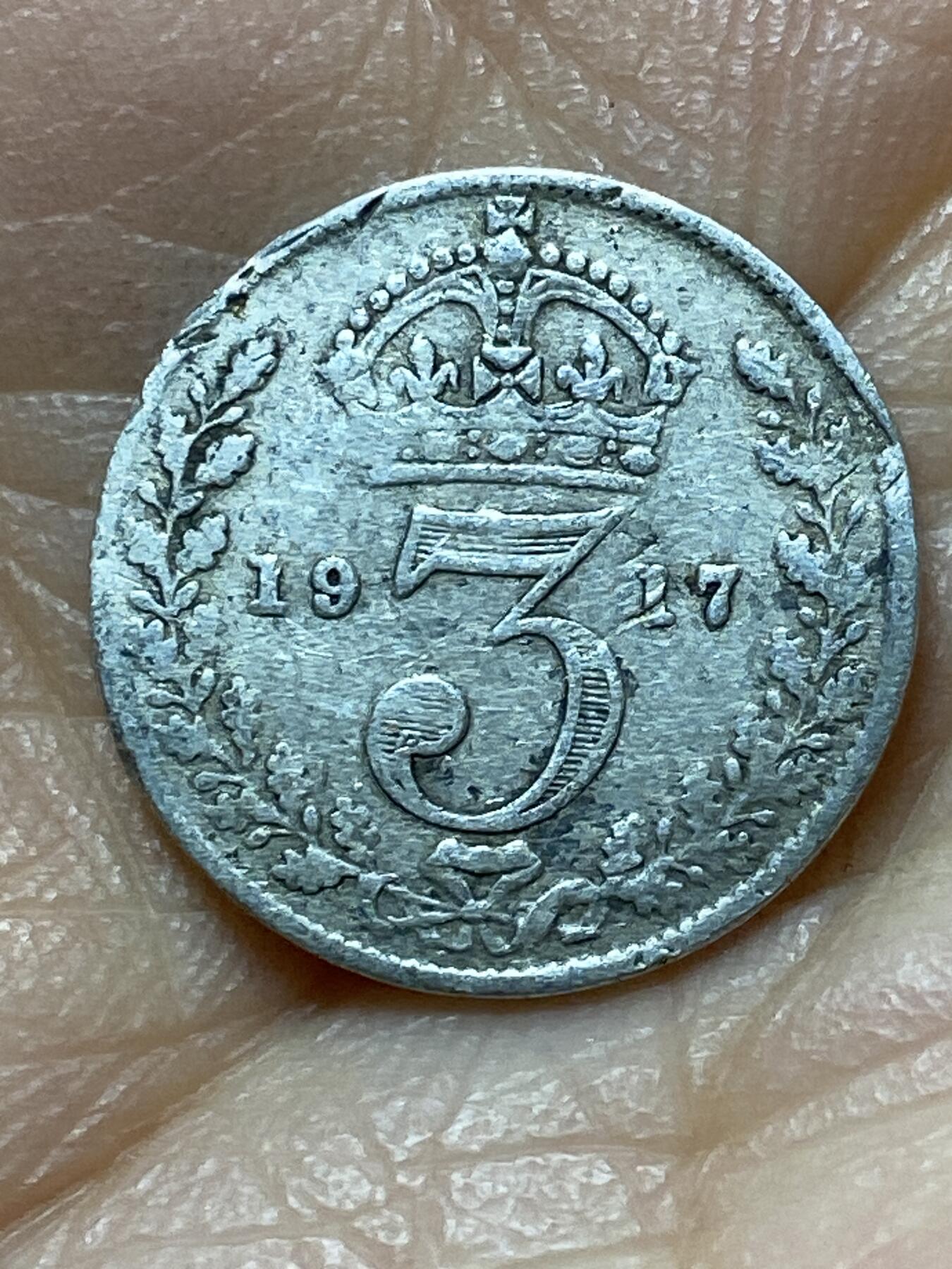 2025年第一百四十四场(总第一百七十场）品种丰富英国一线回流散币年末特拍场第一场(免佣金) 英国🇬🇧1917年3便士银币(乔治五世第一版，925高银)