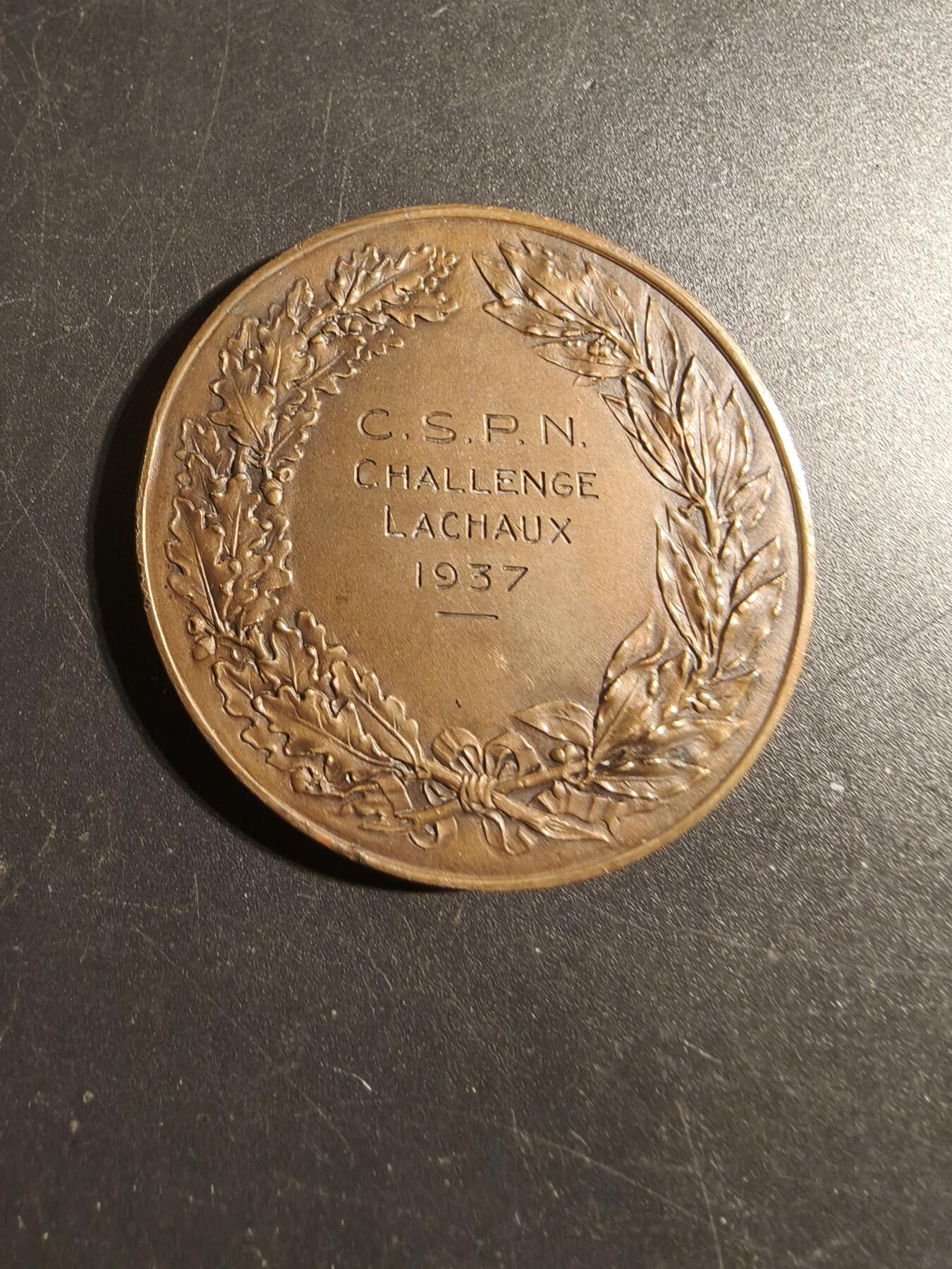 老王徽章第171期 法国自行车越野竞赛大铜章    直径46mm    重量44.7g