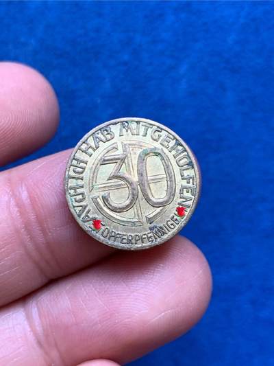 《竞宝斋》第449场 周日，周一，周二  3场连拍 （全场包邮，欢迎送拍） 两枚一组 德国1938年美术落榜生捐赠30芬尼/1马克代用币 品相很好 送评或许有惊喜