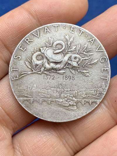 《竞宝斋》第449场 周日，周一，周二  3场连拍 （全场包邮，欢迎送拍） 法国1898年巴黎证券交易所纪念银章，Roty罗蒂作品，丰饶角AR，37mm，20.3克