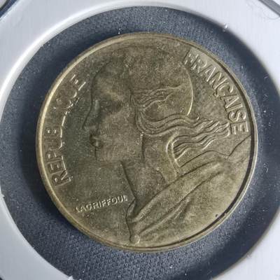 沼泽如烟--第942场 - 法国1985年20分