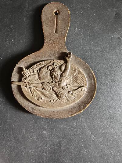 老王徽章第171期 - 法国第104国防动员中心证章