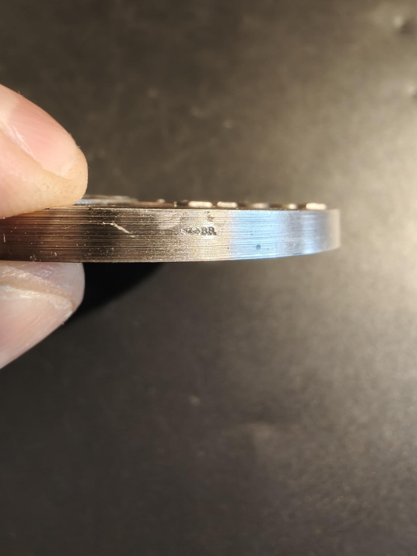 老王徽章第171期 法国城市维苏尔镀银大铜章     直径68mm     重量140g