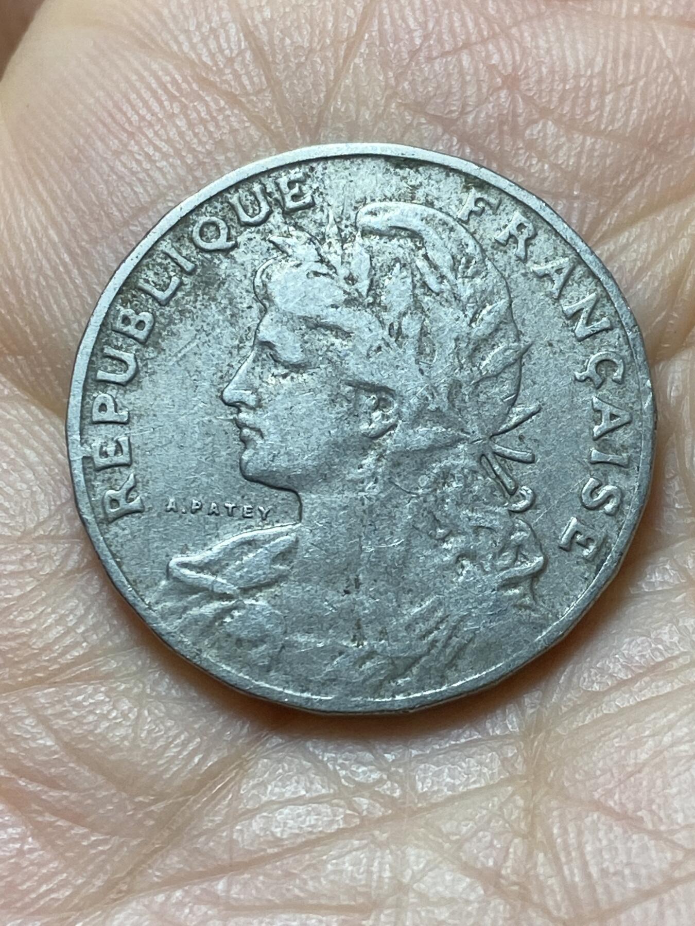 2025年第一百四十四场(总第一百七十场）品种丰富英国一线回流散币年末特拍场第一场(免佣金)