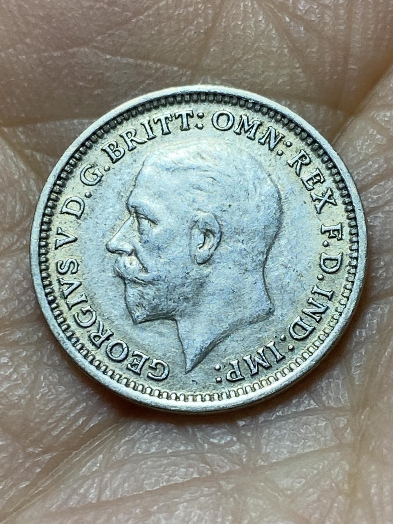 2025年第一百四十四场(总第一百七十场）品种丰富英国一线回流散币年末特拍场第一场(免佣金) 英国🇬🇧1935年3便士银币(乔治五世第四版，500银)