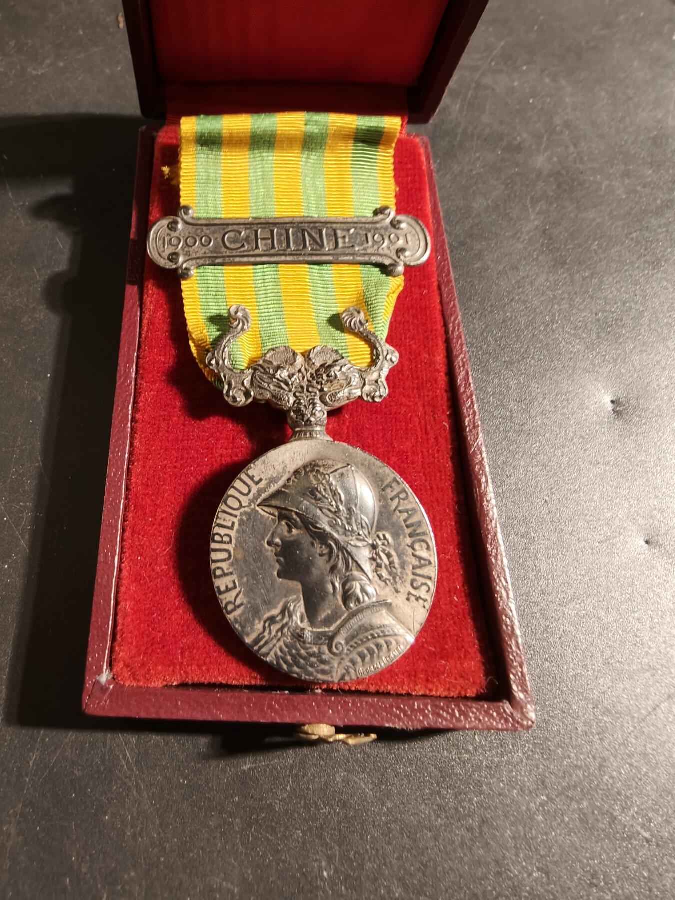 老王徽章第171期 法国庚子奖章    原盒    巴黎造币局950银