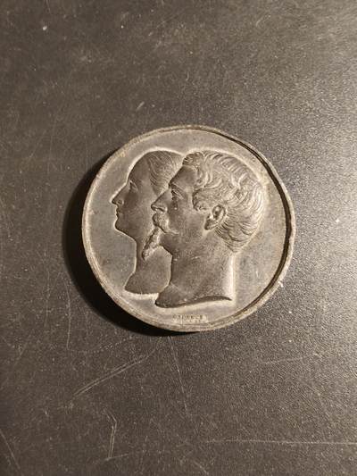 老王徽章第171期 - 法国巴黎1855世界博览会纪念章    直径38mm    重量25.4g