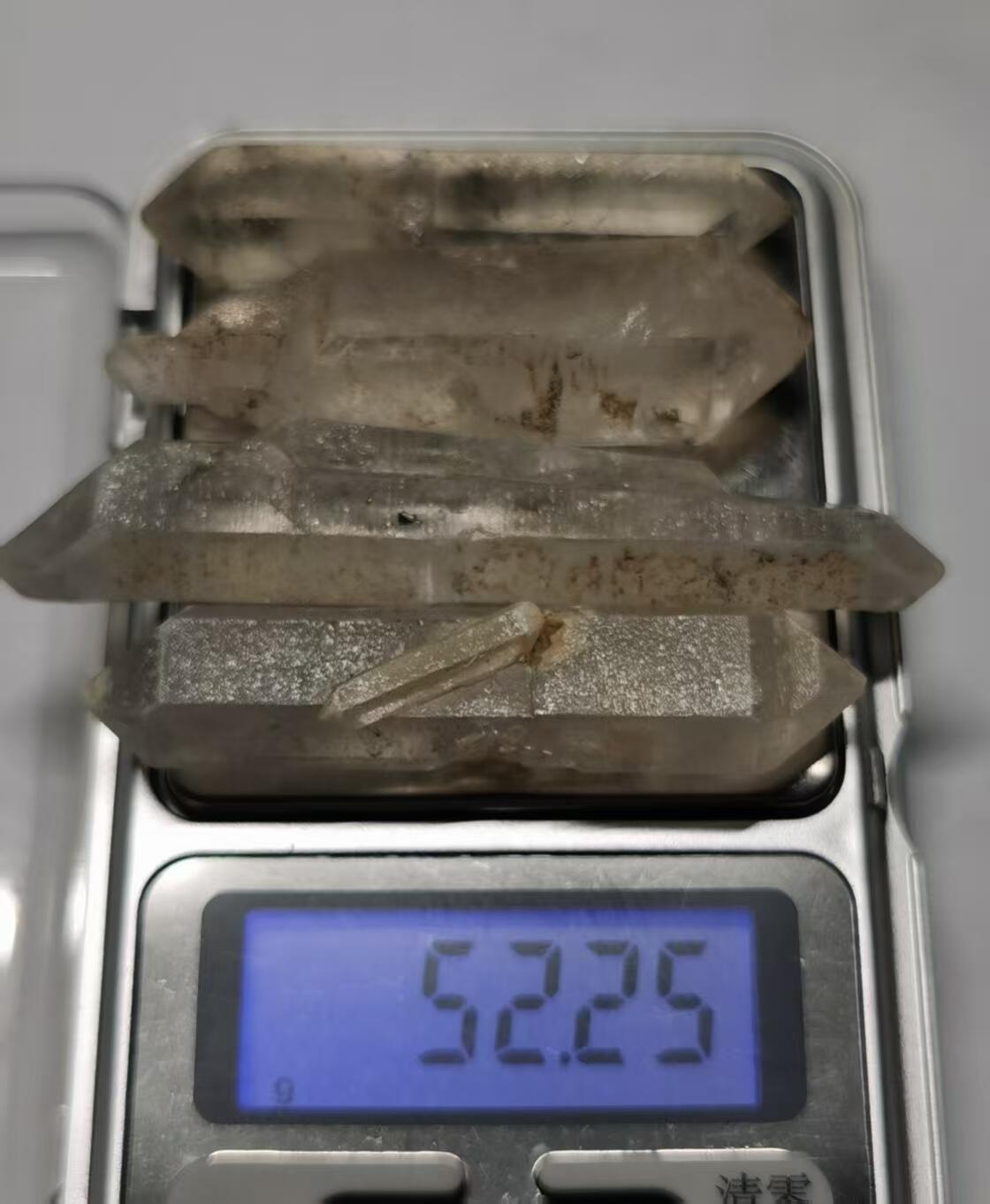 七河·世界钱币杂件水晶矿标小拍（总第31期） 藏家出品 X656（5） 云贵闪灵水晶 长条状4 件 本件拍品由合作藏家邮寄