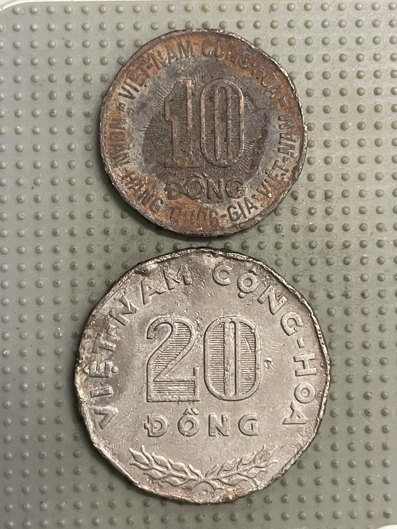 2025年第144场各国散币拍卖（总第144场） 越南南越fao纪念币2枚边锈蚀