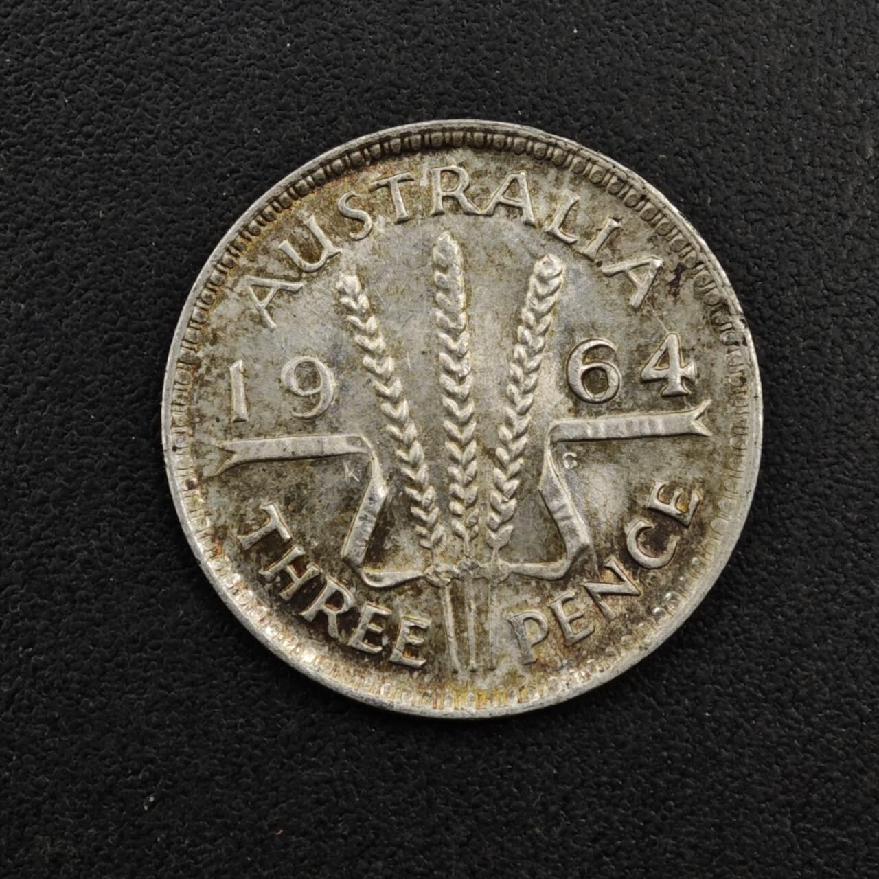 【淘币小摊】限时拍第八百三十五拍  散币批量币场  满百包邮可预留两周  周一统一发货  澳大利亚1964年伊丽莎白二世3便士银币