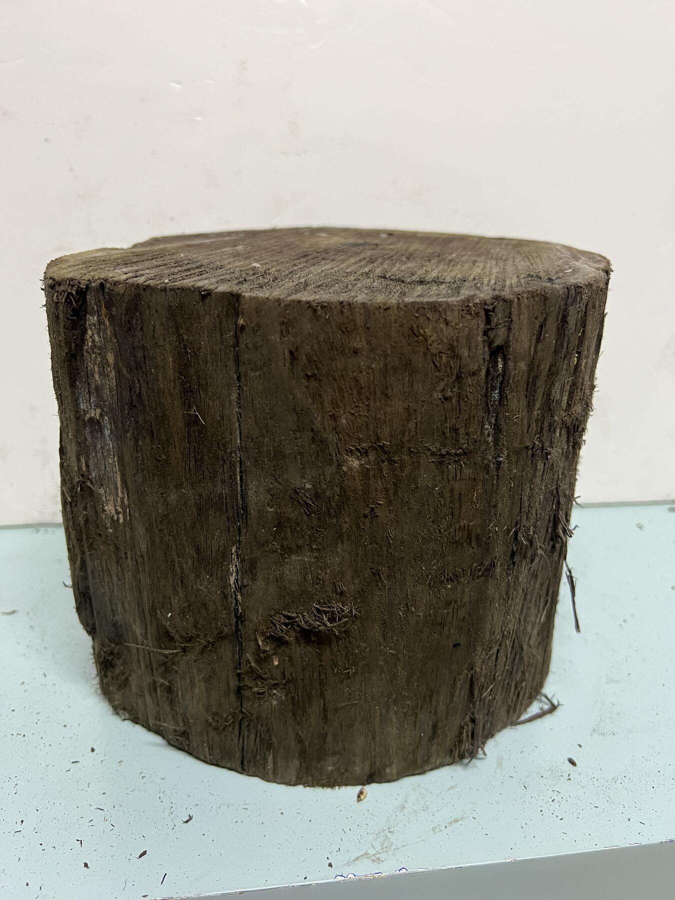 零元拍：金丝楠墩子老料 做凳子 做茶台  车珠子 都可以满肉满金丝 果香满满 尺寸：21/19/17CM。