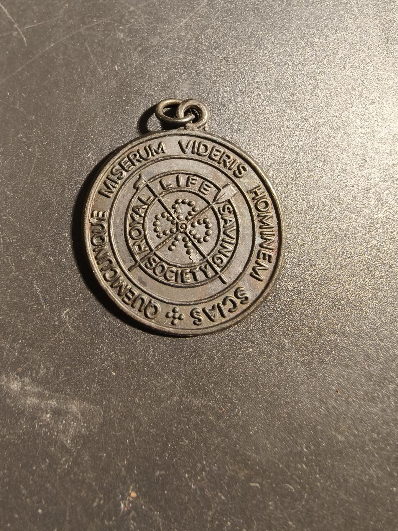 老王徽章第171期 英国拯救生命协会奖章     1959年实发