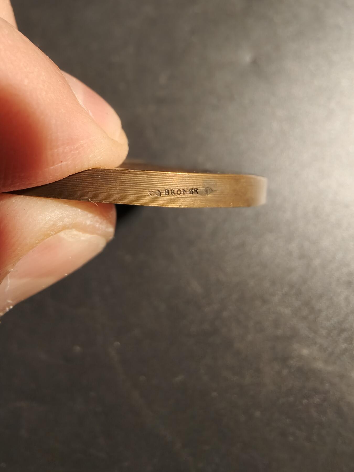 老王徽章第171期 法国塞纳省省长赠大铜章      原盒      大师普鲁多姆作品     直径50mm     重量56.6g