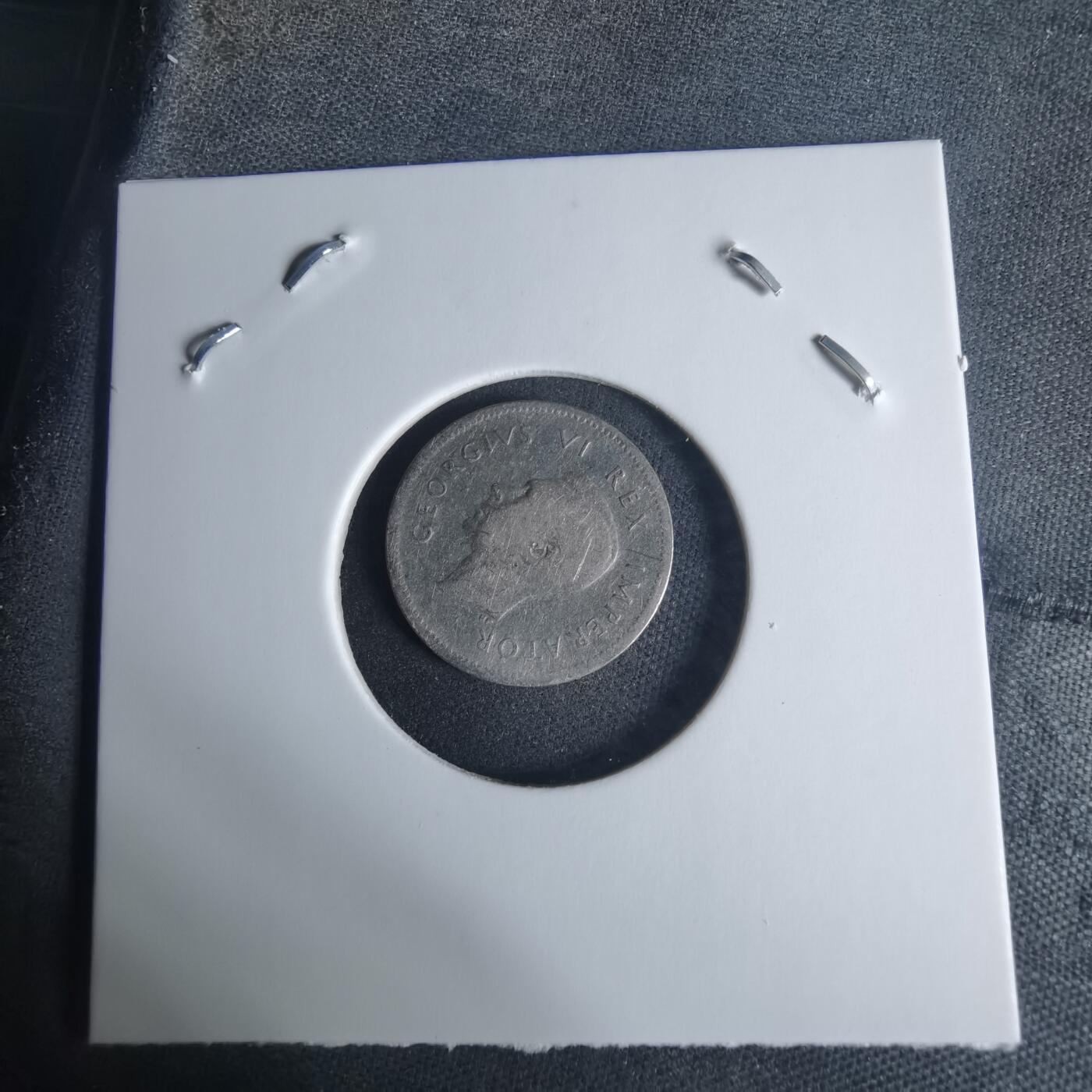 沼泽如烟--第940场 南非1941年3便士银