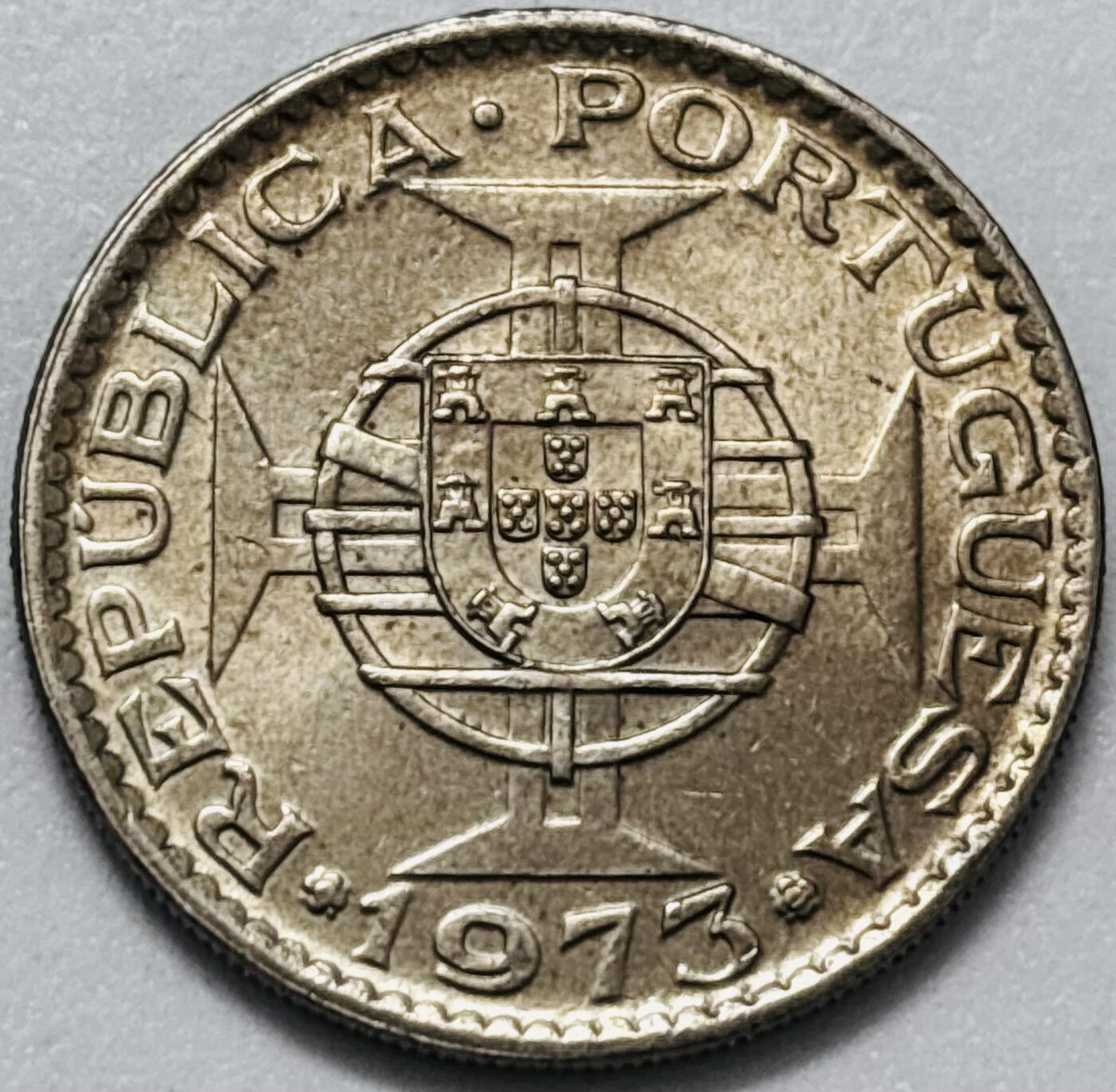 文馨钱币收藏第 286 场，圣诞节专场【 长期接收代拍品低至 0 佣金】 美品 1973 年澳门伍毫，第二版本关门年只发行两年时间