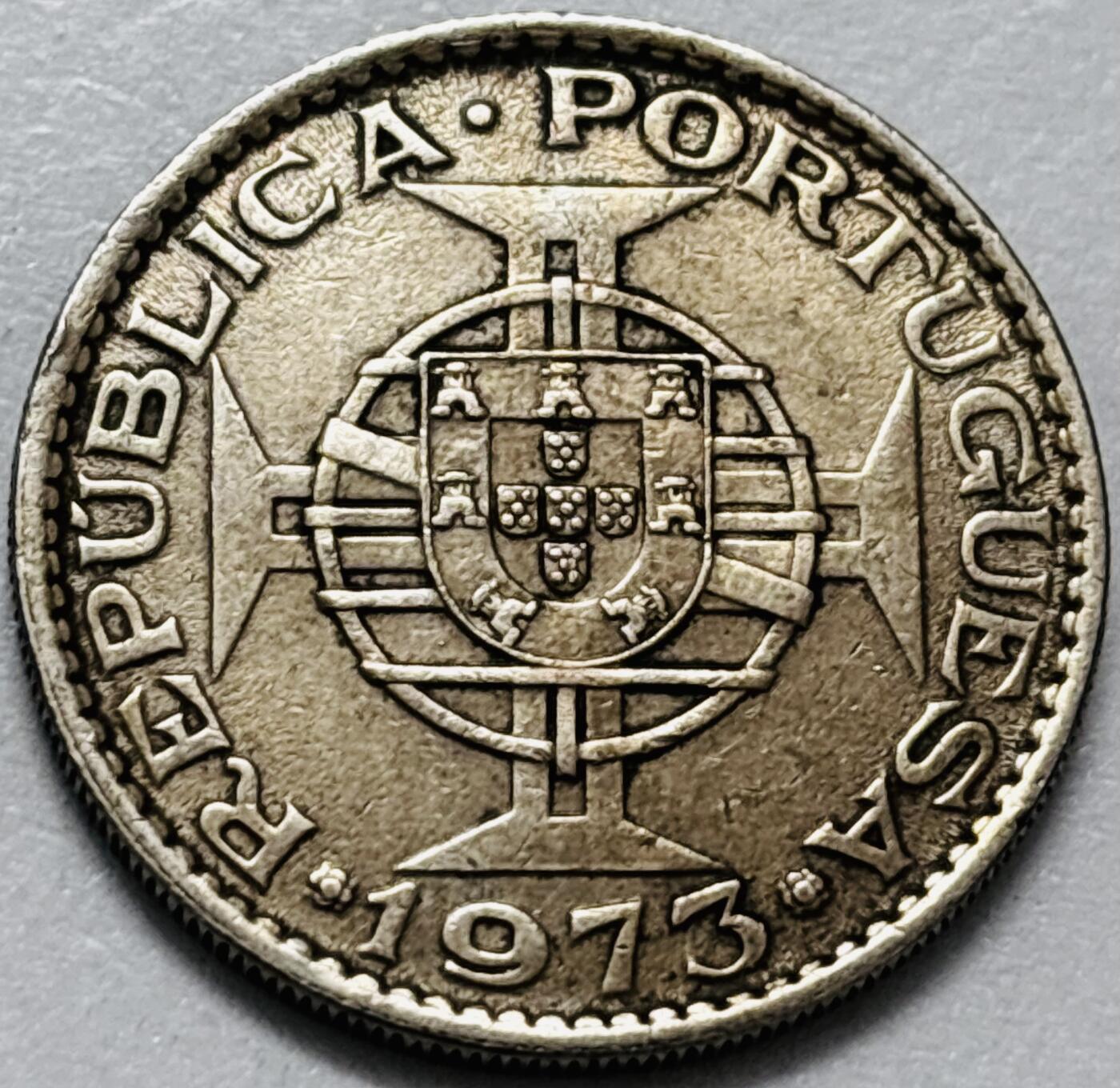 文馨钱币收藏第 286 场，圣诞节专场【 长期接收代拍品低至 0 佣金】 美品 1973 年澳门伍毫，第二版本关门年只发行两年时间