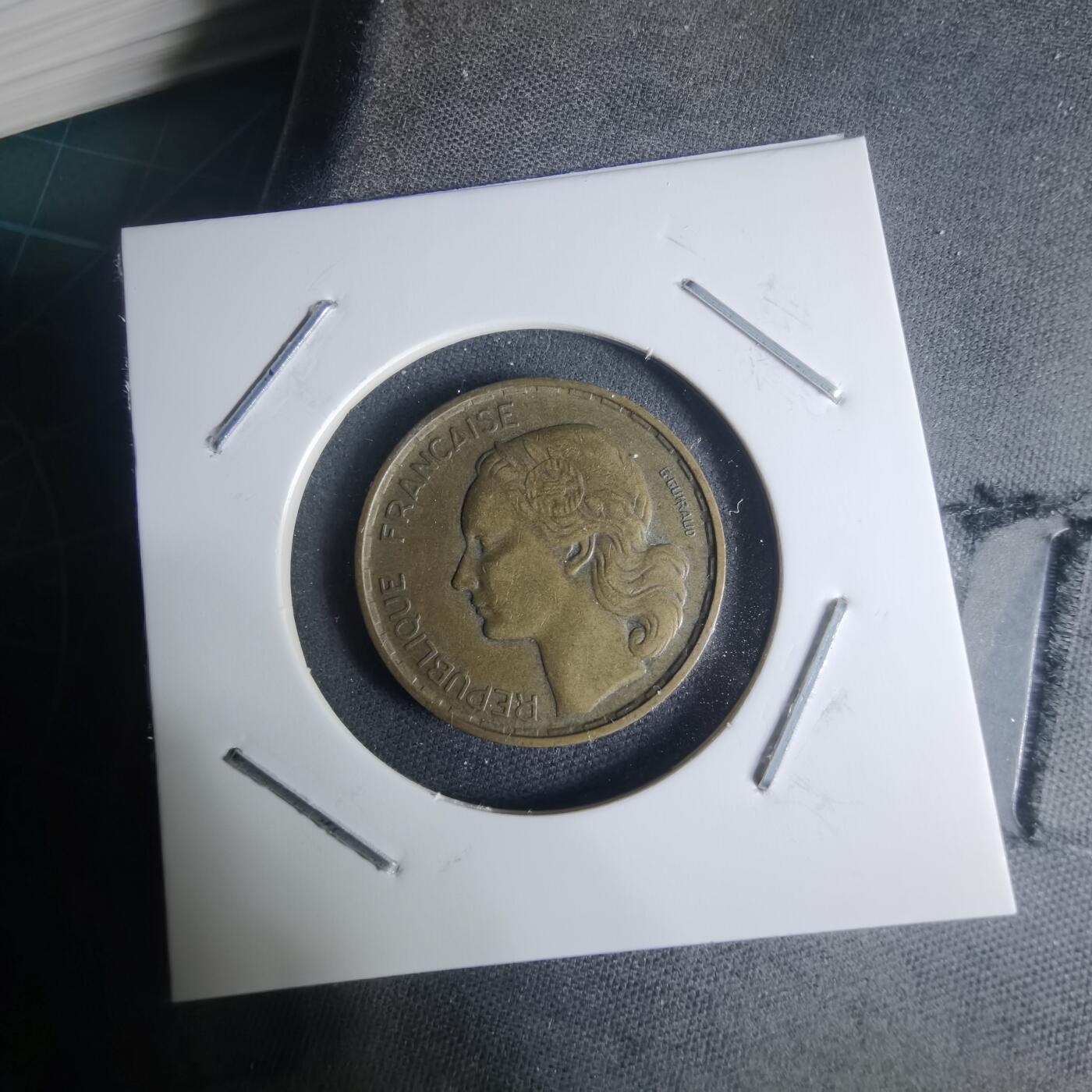 沼泽如烟--第942场 法国1952年20法郎