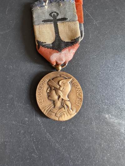 老王徽章第171期 - 法国1919年铜级劳工奖章   海事版