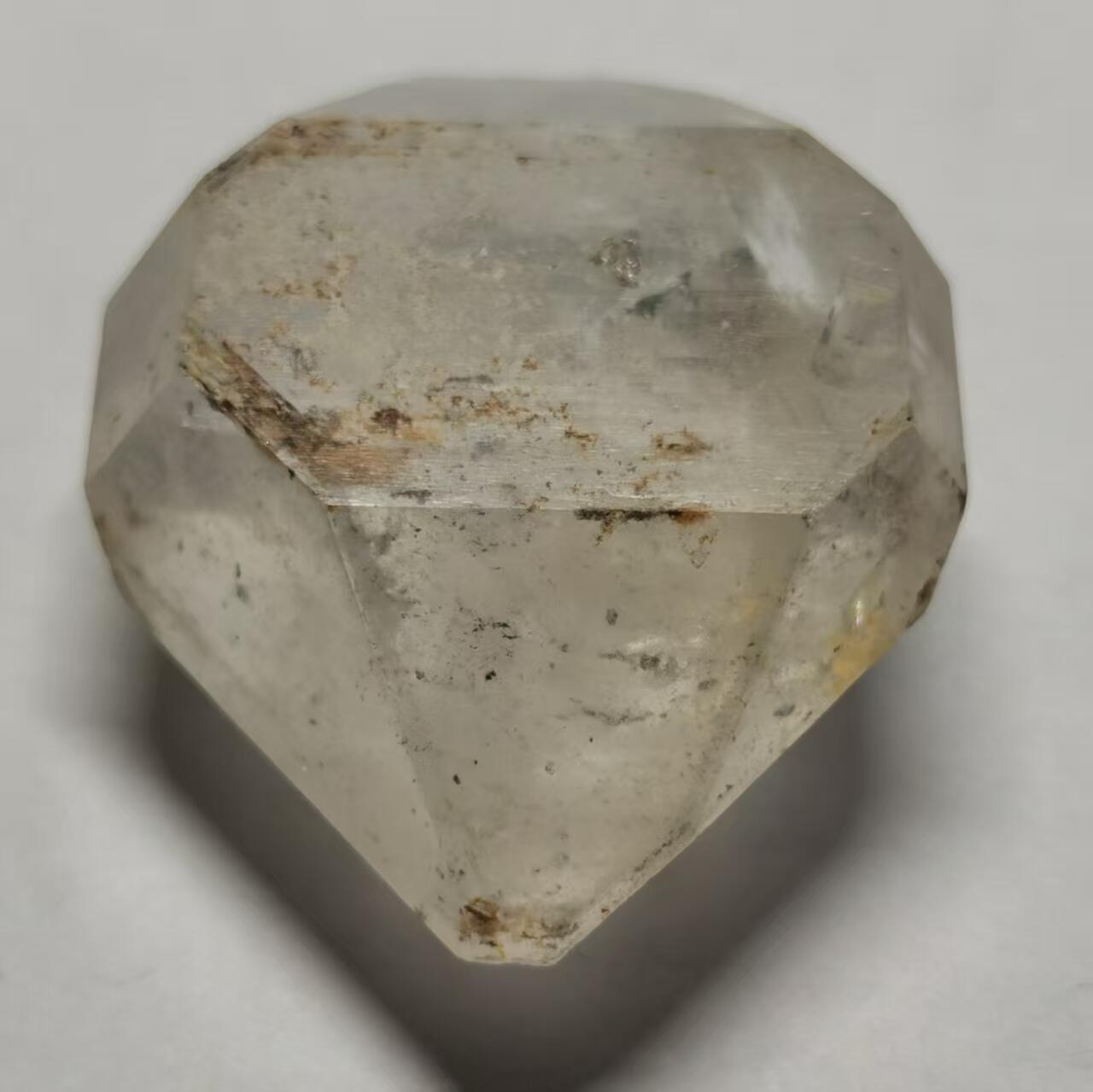 七河·世界钱币杂件水晶矿标小拍（总第31期） 藏家出品 X660（4） 云贵闪灵水晶 原石手握 本件拍品由合作藏家邮寄