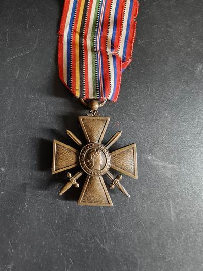 老王徽章第171期 - 法国1916战争十字奖章