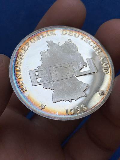 《竞宝斋》第449场 周日，周一，周二  3场连拍 （全场包邮，欢迎送拍） 德意志联邦共和国 1993年 骑牛女神 欧元 银币 999银 40mm 9.9克 极美五彩