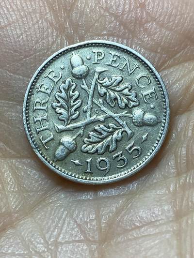 2025年第一百四十四场(总第一百七十场）品种丰富英国一线回流散币年末特拍场第一场(免佣金) - 英国🇬🇧1935年3便士银币(乔治五世第四版，500银)