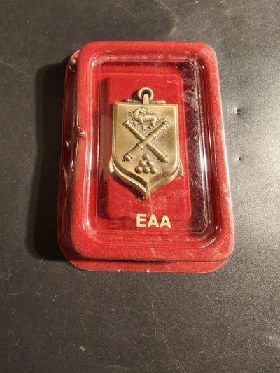 老王徽章第171期 - 法国陆军炮兵应用学校证章    原盒