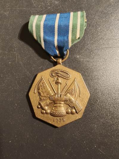 老王徽章第171期 - 美国军事成就奖章