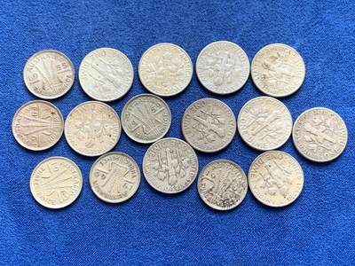 《竞宝斋》第449场 周日，周一，周二  3场连拍 （全场包邮，欢迎送拍） 16枚一组 美国1961-1964年罗斯福10分银币10枚（总重25克 900银）+ 澳大利亚1955-1964伊丽莎白女王二世3便士银币6枚（总重约8.45克 500银）